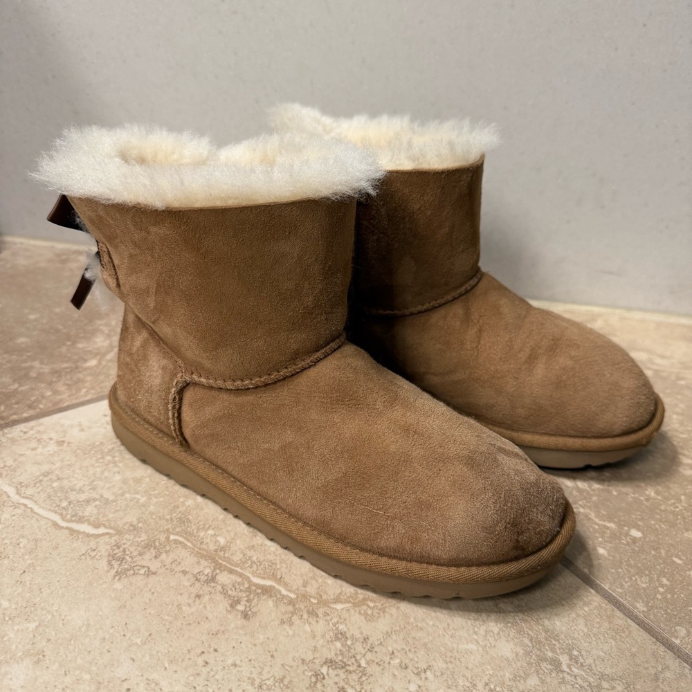 UGG Brown Suede Boots with Fur and Bows - Picture 2 of 6